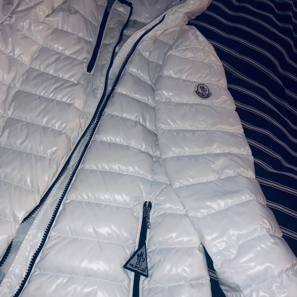 Moncler - Picture 3 of 4